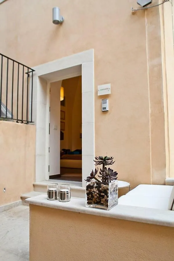莫迪卡Casa Castellet别墅 0*, 莫迪卡